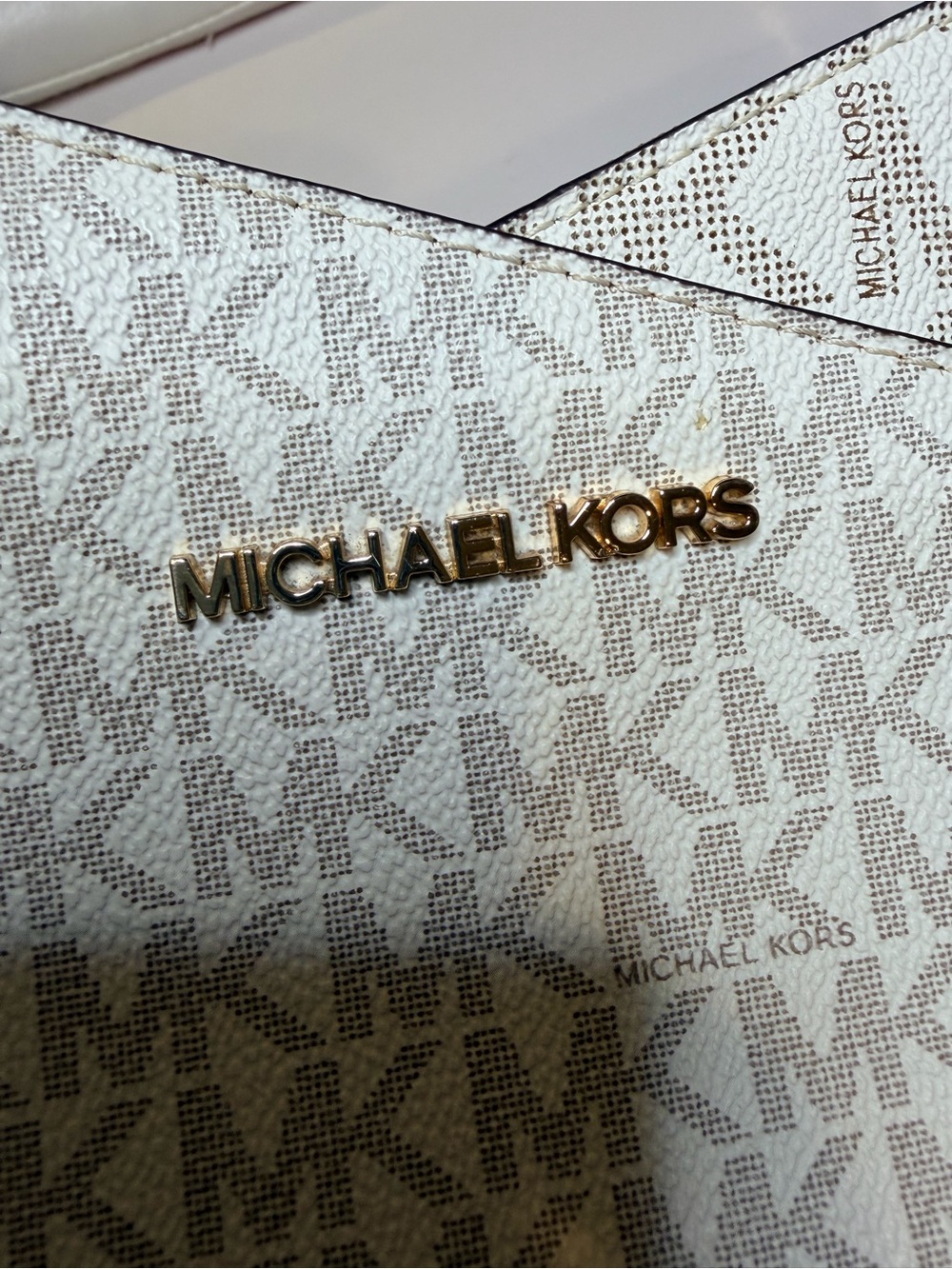 Michael Kors Cream & Brown MK Signature Tote with Gold Hardware - Picture 10 of 14